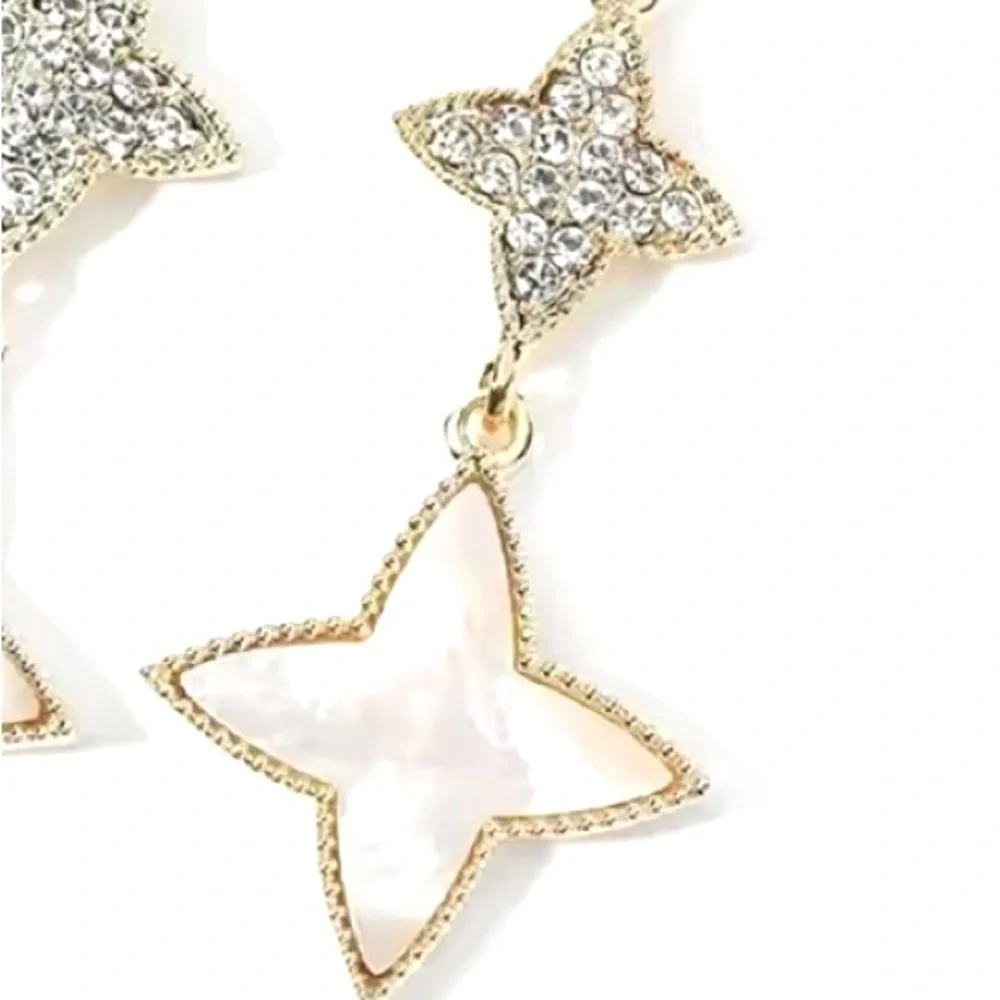 Fashion Earings - Picture 6 of 7